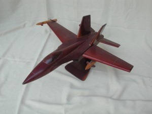 miniatur pesawat jet