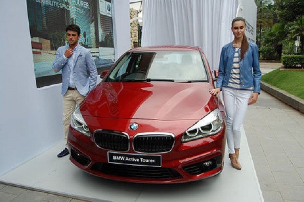 BMW 218i Active Tourer Menggemparkan Pasar Premium Car Tanah Air