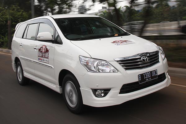 Test Drive: Grand New Toyota Kijang Innova V 2.5 A/T