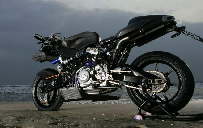 Vyrus 987 C3 4V Didukung oleh mesin 1.200 cc Ducati supercharged