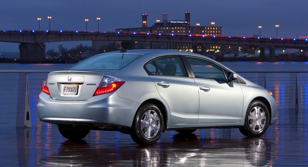 Honda Civic Hybrid 2012 termasuk 10 Mobil Teririt di Dunia Tahun 2012