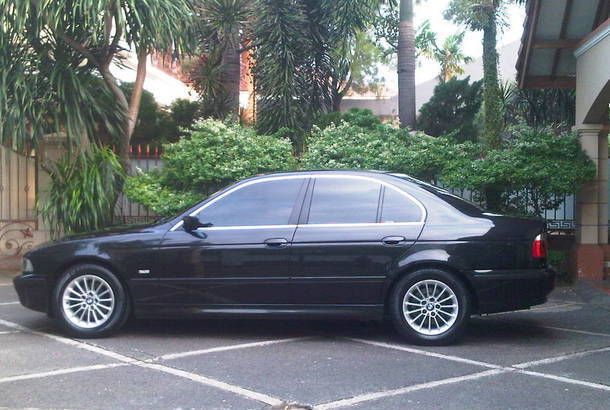 BMW Seri 5 tahun 1997, Rp47 juta