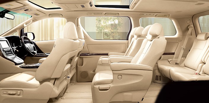  Interior mobil Toyota New Alphard 