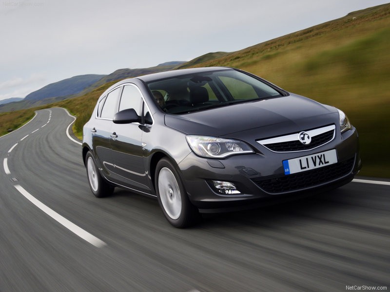 Vauxhall Astra tercatat membukukan penjualan di Juni 2010 mencapai 10 ribu unit di Inggris