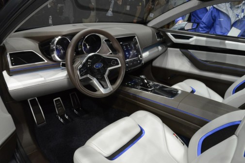 Interior  Subaru Legacy 2015