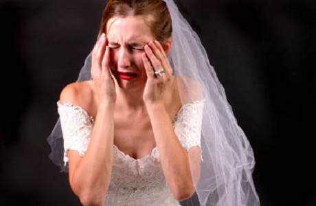Cara Mengatasi Sakit Hati Setelah Batal Menikah