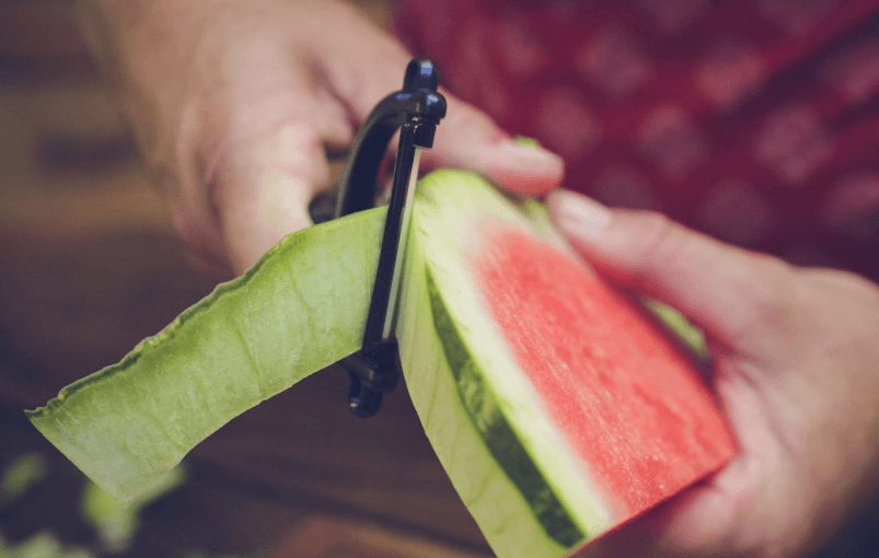 Mengencangkan Kulit Wajah dengan Semangka