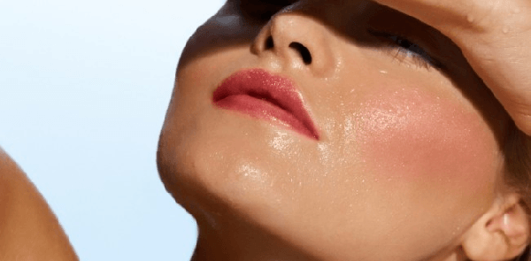 Cara Menjaga Make Up Agar Tidak Luntur Saat Berkeringat