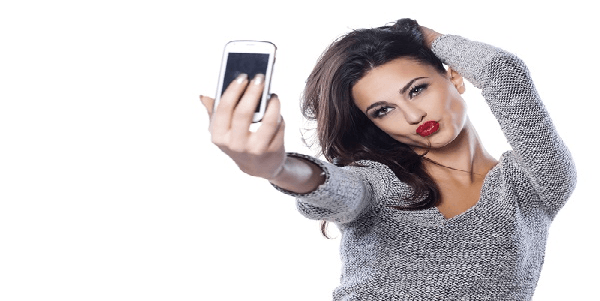 Tips Cantik Ketika Foto Selfie